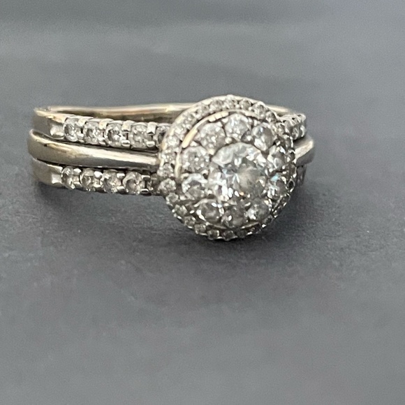 Zales Wedding ring - Picture 7 of 8